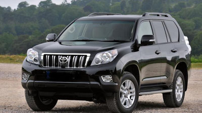 'Toshkentda 19 yoshli yigit  Dubaydan “Toyota Prado” olib kelib berishni va`da qilib fuqaroning pullarini o`zlashtirdi'ning rasmi