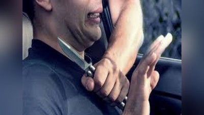 Изрображение 'ЖИТЕЛЬ СЕРГЕЛИ НАПАЛ С НОЖОМ НА ВОДИТЕЛЯ ТАКСИ'