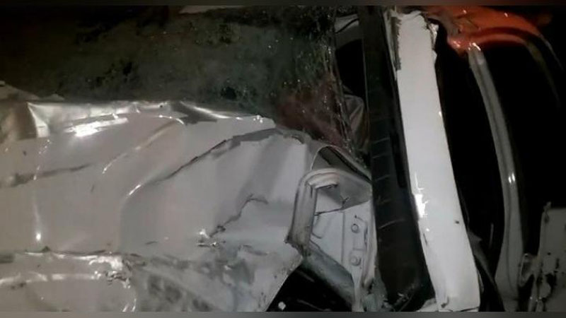 Изрображение 'ВОДИТЕЛЬ И ПАССАЖИР "МАТИЗА" ПОГИБЛИ В ДТП В НАВОИ'