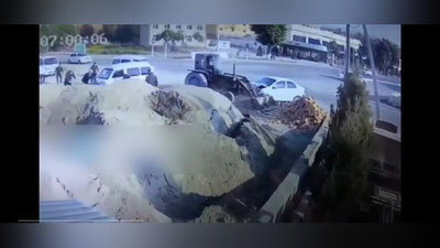 'Андижонда Nexia-3 билан тўқнашган Damas пиёдани босиб кетди (видео)'ning rasmi