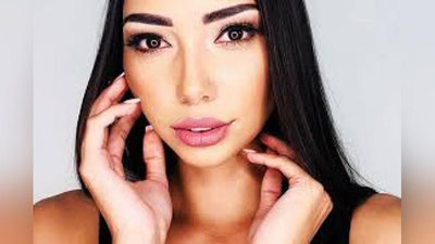 'Go`zallik qirolichasi sevgi tufayli unvonidan mahrum bo`ldi 'ning rasmi