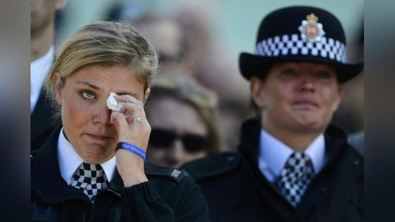 'Britaniyada ayol polisiyachilar yig`lab, ko`ngil bo`shatishlari uchun alohida xona ajratildi'ning rasmi