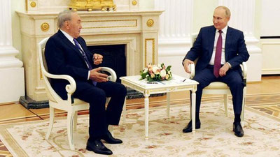 '"Men sizni anchadan beri kutyapman". Putin Nazarbaev bilan Moskvada uchrashdi'ning rasmi