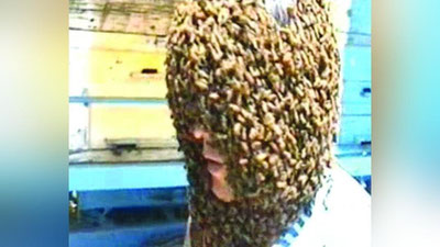 'BOShIGA SAKKIZ  KILOGRAMM ASALARI O`RNATGAN ODAM'ning rasmi