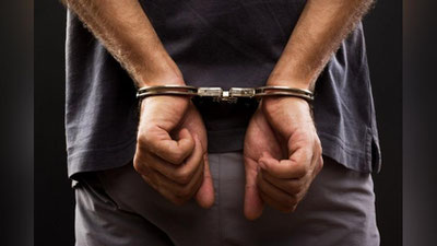 '1000 доллар эвазига ҳужжат тўғриламоқчи бўлган фирибгар ушланди'ning rasmi