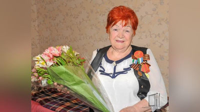 'Ikkinchi jahon urushi qatnashchilariga pul mukofotlarini topshirish marosimlari bo`lib o`tmoqda'ning rasmi