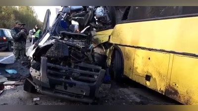 'Rossiyaning Tver oblastida mudhish YTH: 13 kishi halok bo`ldi (video)'ning rasmi