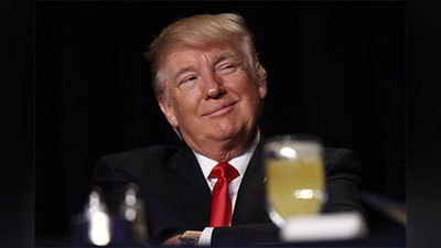 '​Donald Tramp ijtimoiy tarmoq foydalanuvchilarining kulgisiga qoldi 'ning rasmi