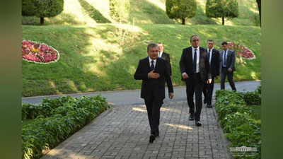 Изрображение 'Шавкат Мирзиёев почти память жертв репрессий (фото)'