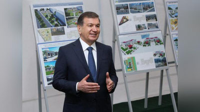 '​Президент Шавкат Мирзиёев Олмазор туманида қуриладиган савдо марказ ва кўп қаватли уйлар лойиҳалари билан танишди 'ning rasmi