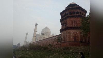 'Тожмаҳал вайрон бўладими?'ning rasmi