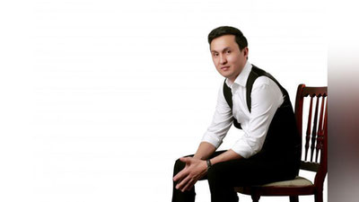 '​BAHROM NAZAROV KONSERTI OLDIDAN MUXLISLARGA YaNGI TARONASINI TAQDIM ETDI (AUDIO)'ning rasmi