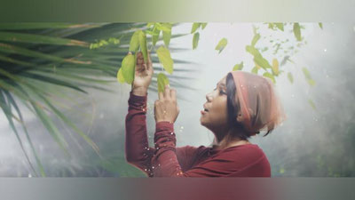 Изрображение 'СЕВАРА НАЗАРХАН ПРЕДСТАВИЛА НЕЖНОЕ ВИДЕО НА НОВУЮ ПЕСНЮ'