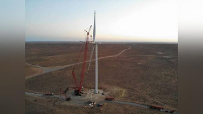 Изрображение 'В Бухарской области установлена первая турбина для ветряной электростанции'