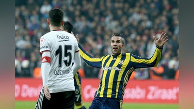 'Робин ван Перси АПЛга қайтиши мумкин'ning rasmi