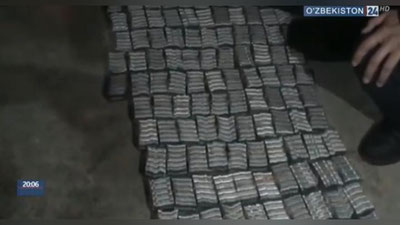 Изрображение 'КРУПНЫЕ ПАРТИИ ПСИХОТРОПНЫХ СРЕДСТВ ЗАДЕРЖАНЫ СОТРУДНИКАМИ СГБ (ВИДЕО)'