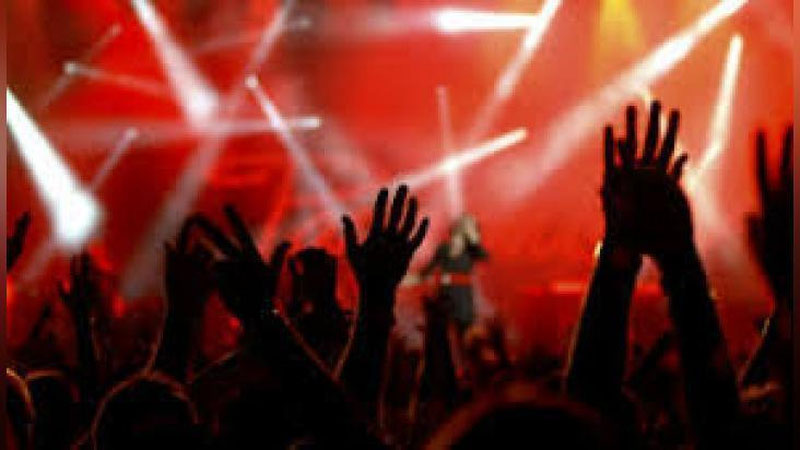 'КОНЦЕРТ-ТОМОШАСИ БЕДАРВОЗА ЭМАС'ning rasmi