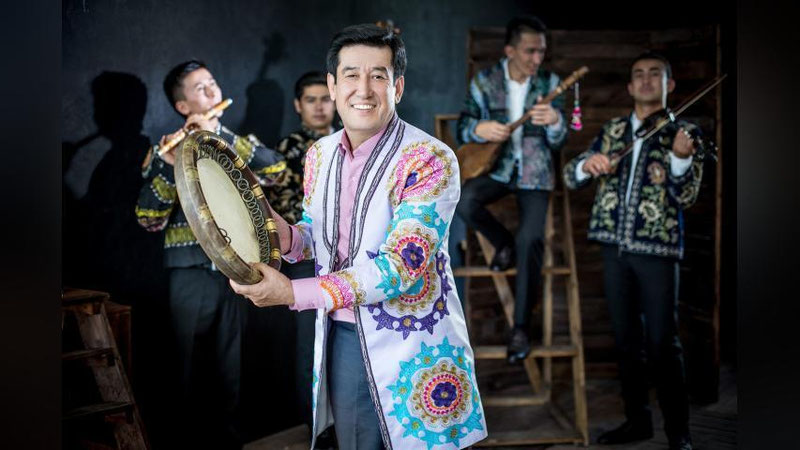 'Mahmud NOMOZOV: PROFESSIONALLARGA­ NIMA QILIShNI O`RGATIShMASIN!'ning rasmi