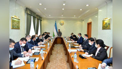 Изрображение 'Очередное заседание Сената Олий Мажлиса пройдет 11 мая в формате видеконференцсвязи'