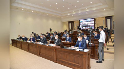 Изрображение 'Сенаторы отклонили Закон «О драгоценных металлах и драгоценных камнях»'