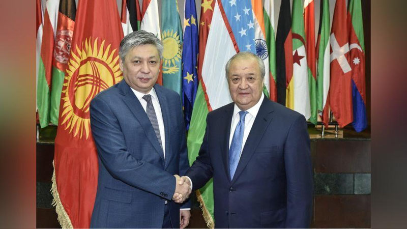 'Abdulaziz Komilov Qirg`iziston tashqi ishlar vaziri bilan uchrashdi'ning rasmi