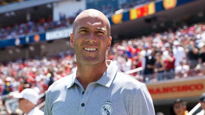 'ЗИНЕДИН ЗИДАН: БИЗГА МАРКАЗИЙ ҲУЖУМЧИ КЕРАК ЭМАС 'ning rasmi