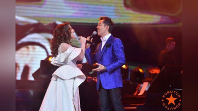 '«Шарқ» гуруҳининг жонли ижродаги юбилей концерт дастури қандай ўтди? 'ning rasmi