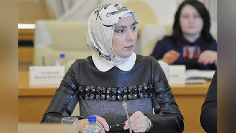 'ДОҒИСТОН МУФТИСИНИНГ РАФИҚАСИ РОССИЯ ПРЕЗИДЕНТЛИГИГА ЎЗ НОМЗОДИНИ ҚЎЙИШНИ РЕЖАЛАШТИРДИ'ning rasmi