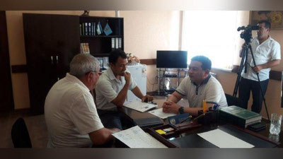 'Sayyor qabulda murojaatlarga echim topilmoqda'ning rasmi