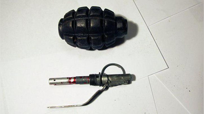 'Peterburglik ayol yangi sotib olgan uyidan granata topdi'ning rasmi