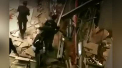 'Жакартада балкон қулаши оқибатида 80 киши жабрланди'ning rasmi