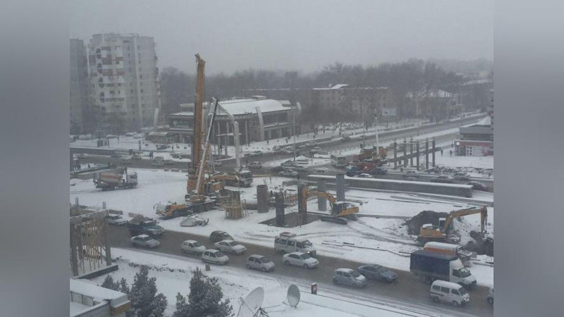 Изрображение 'ОТКРЫТИЕ ПЕРЕКРЕСТКА НА МЕТРО "НОВЗА" ПЕРЕНЕСЛИ НА НЕДЕЛЮ'