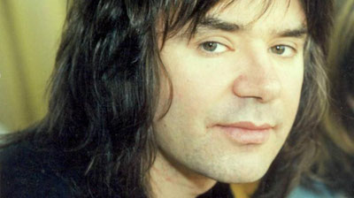 Изрображение 'УМЕР АВТОР ХИТА "ПЛАЧЕТ ДЕВУШКА В АВТОМАТЕ"'