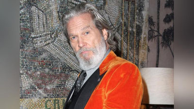 'Калифорниядаги кўчкилар оқибатида Голливуд юлдузининг уйи вайронага айланди'ning rasmi