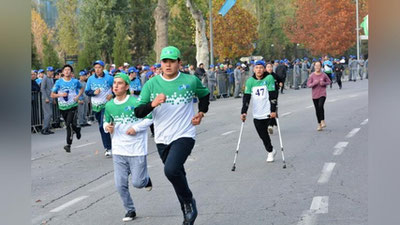 Изрображение 'В 15-ти городах Узбекистана прошел массовый забег "Янги нафас" (фото)'