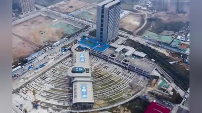 'Xitoyda 30 000 tonnali avtovokzal boshqa joyga ko`chirildi 'ning rasmi