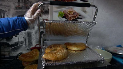 'Dushanbeda "Toshkent non kabob" ochildi'ning rasmi