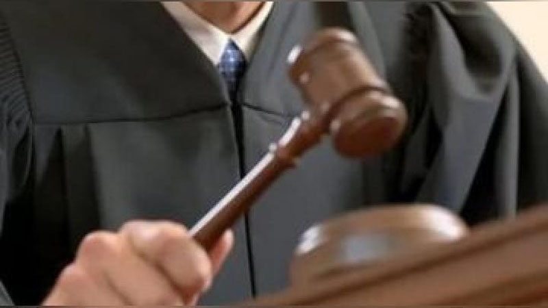 'Qasamyodini buzgan sud raisi vazifasidan ozod etildi'ning rasmi