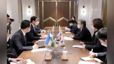 '"130 mln.dollarga teng 30 dan ortiq loyiha, o`zbek mutaxassislari uchun 2mingdan ortiq stajirovka..."  Sardor Umrzakov KOICA prezidenti bilan hamkorlikning hozirgi va keyingi holatini muhokama qildi   'ning rasmi