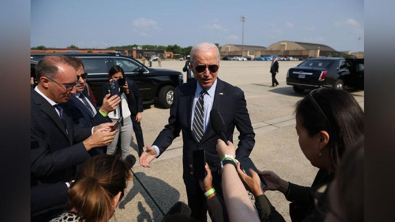 'Bayden Ukrainaning NATOga kirish imkoniyatlarini baholadi'ning rasmi