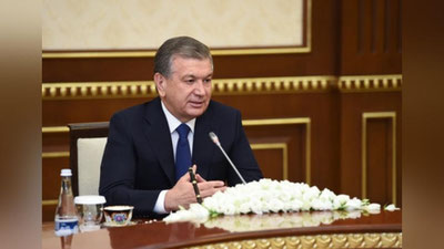 'PREZIDENT KOREYS XALQINI TABRIKLADI'ning rasmi