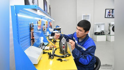 Изрображение 'Для выпускников 9 класса начался прием документов в профессиональные школы'