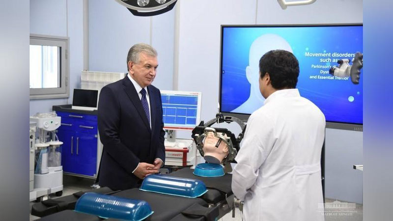 'Shavkat Mirziyoev Toshkent shahridagi yangi tibbiyot markazlarini borib ko`rdi'ning rasmi