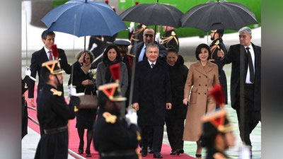 Изрображение 'Шавкат Мирзиёев с супругой прибыл в Париж (фото)'