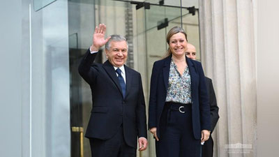 'Shavkat Mirziyoev Fransiya Parlamentining quyi palatasi raisi bilan uchrashdi'ning rasmi