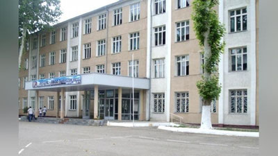 '​"ЁШИМ 37 ДА. КОЛЛЕЖГА ЎҚИШГА ҚАБУЛ ҚИЛИШАДИМИ?"'ning rasmi