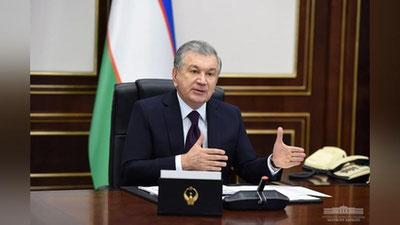 '2021 yil ham iqtisodiyot uchun oson bo`lmaydi —  Shavkat Mirziyoev'ning rasmi