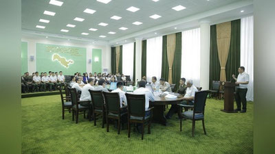 'Faol investisiyalar va ijtimoiy rivojlanishning iqtisodiy-huquqiy masalalari: yoshlar nigohida'ning rasmi