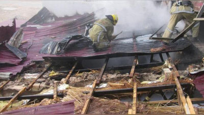 'Nukusdagi qurilish mollari bozorida yong`in sodir bo`ldi'ning rasmi