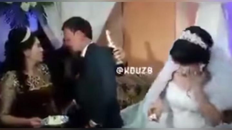 Изрображение 'ВИДЕО: ЖЕНИХ ЖЕСТКО ОТВЕТИЛ НЕВЕСТЕ ЗА БЕЗОБИДНУЮ ШУТКУ'